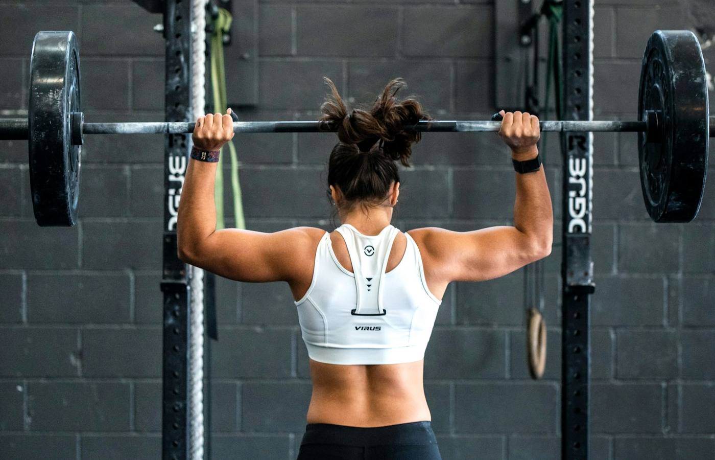 Profesionální fitness trenér